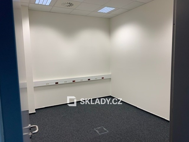 Pronájem sklad - Zeleneč Mstětice, 1 000 m² - 5
