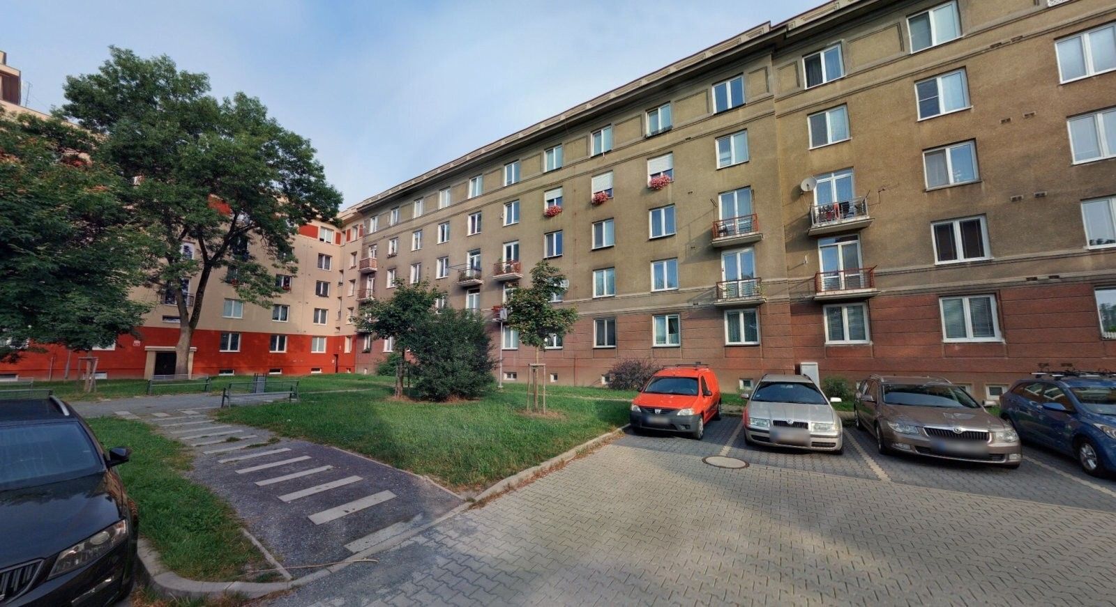 2+1, Spojovací, Plzeň, 56 m²