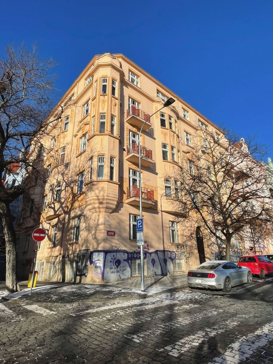 Byt 1+1, 67 m²