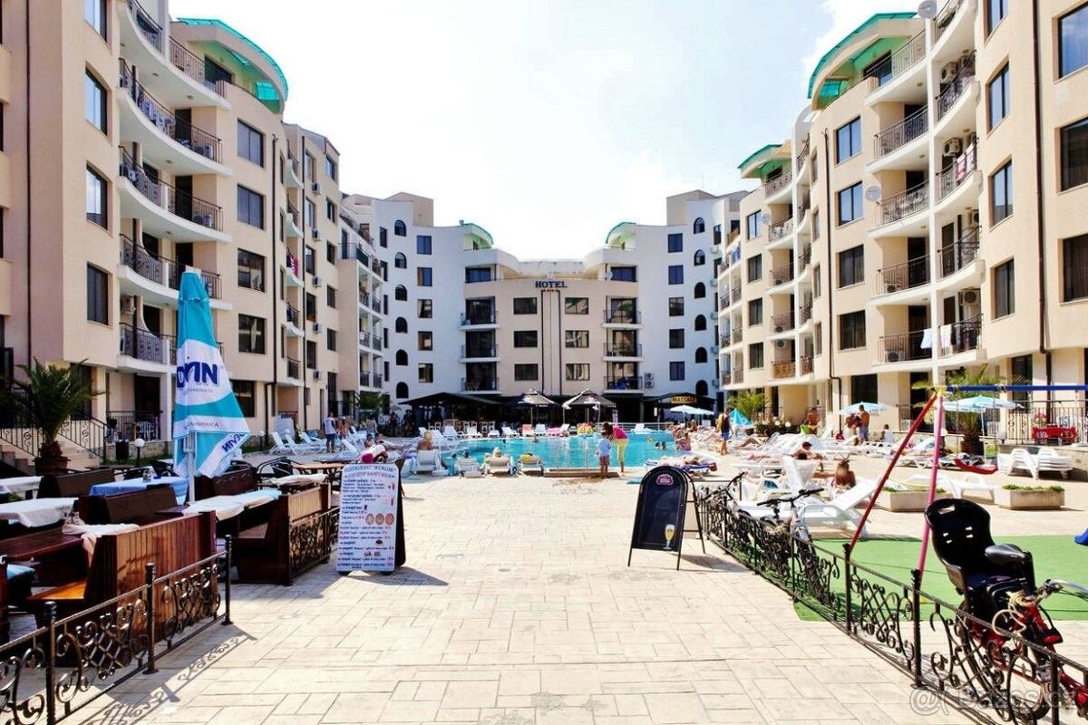 Byty, 987 66, Zahraničí