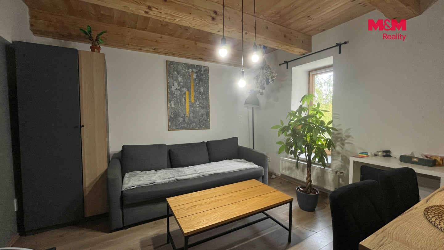 Pronájem byt 2+kk - Husova, Řevničov, 46 m² - 5
