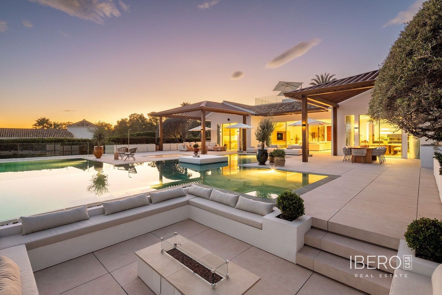 Rodinný dům · 854 m² · Nueva Andalucía, ES - 3