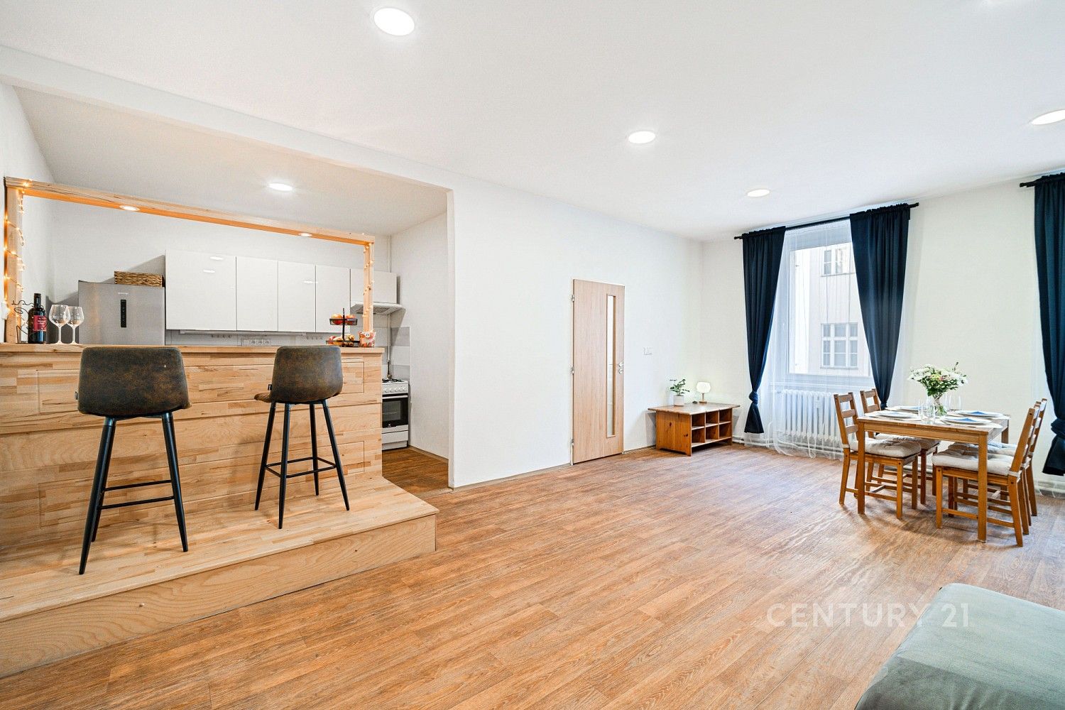 2+kk, Praha - Karlín, okres Praha 8, Hlavní město Praha, 70 m² - 1