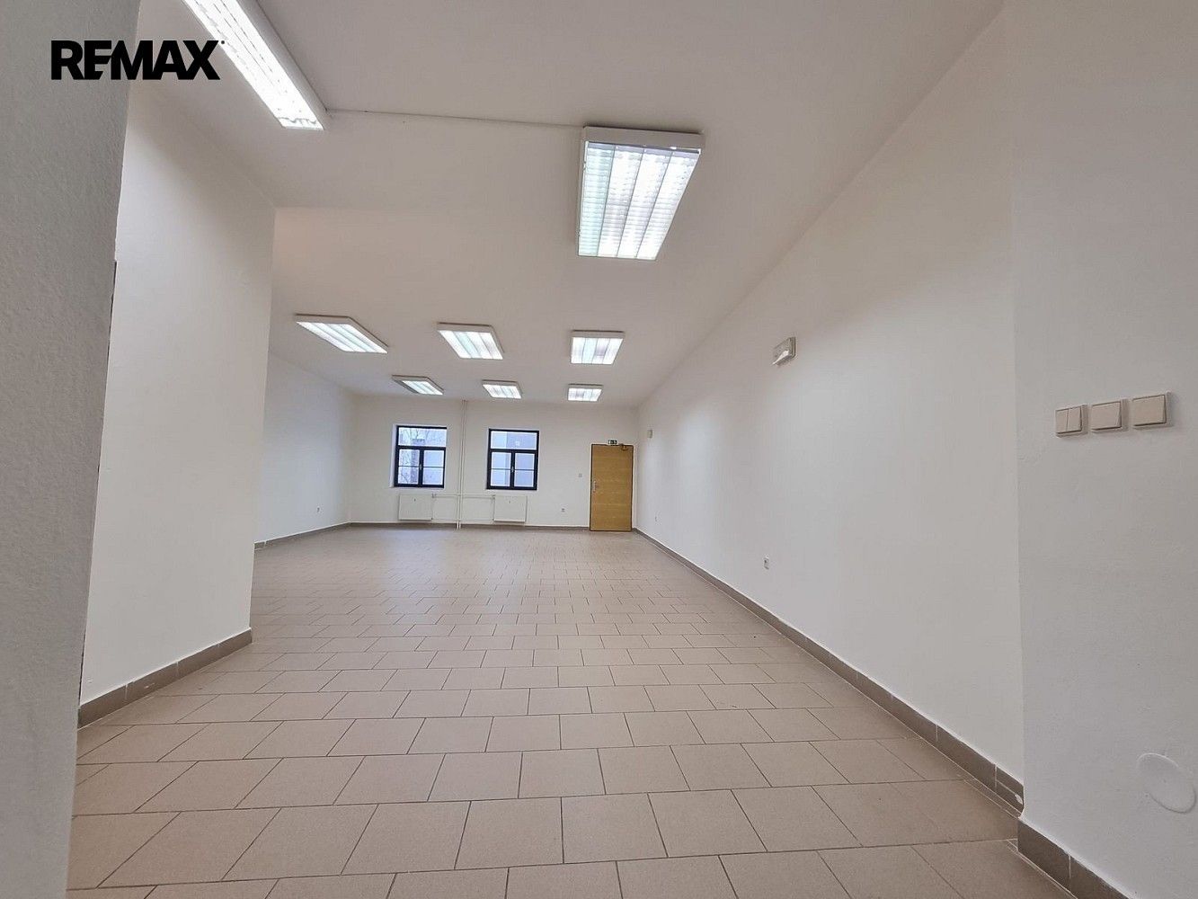 Obchodní prostory · 750 m² · Lanškroun, okres Ústí nad Orlicí, Pardubický kraj - 4