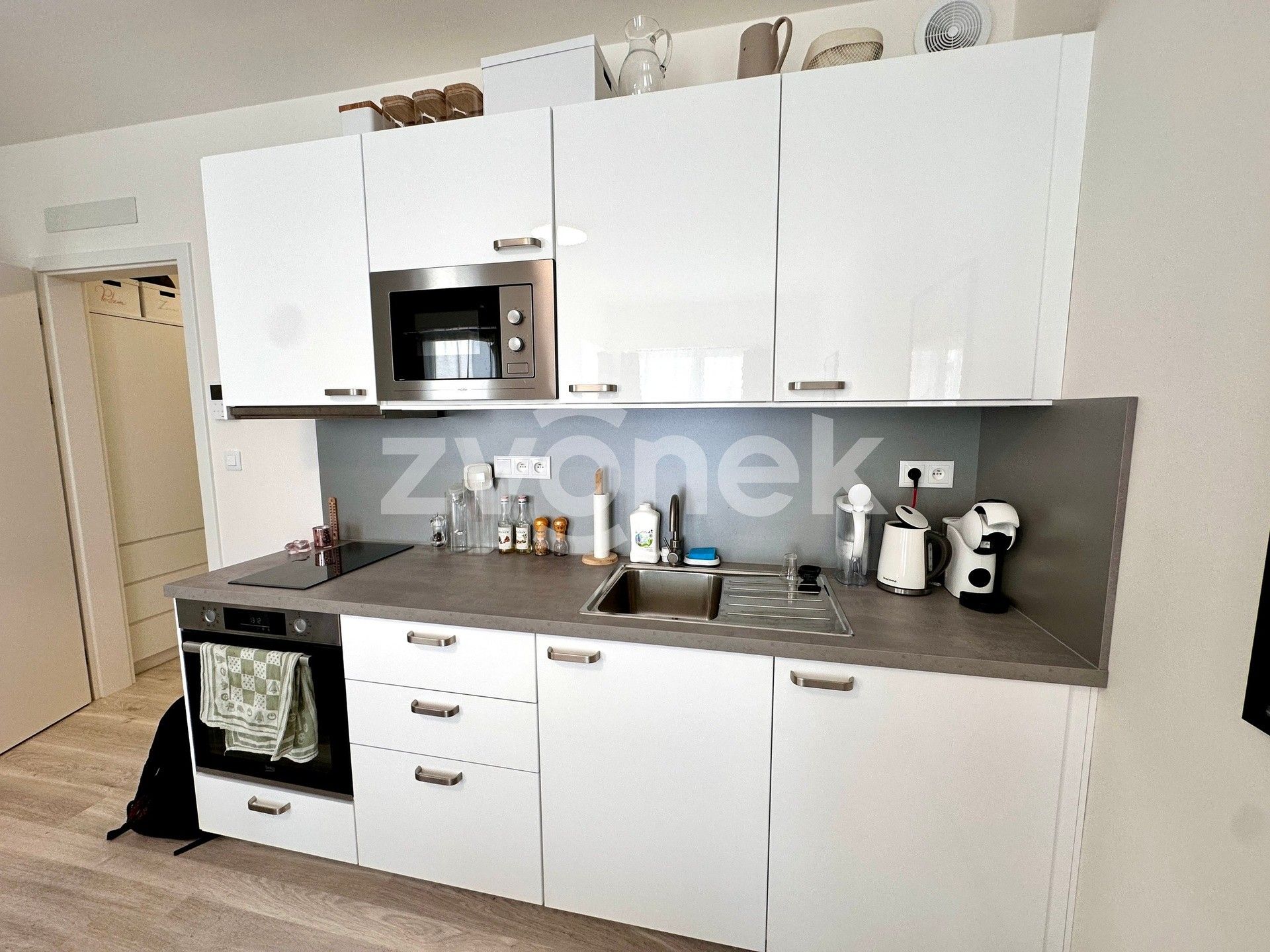 Pronájem byt 1+kk - Tyršovo nábřeží, Zlín, 33 m² - 5