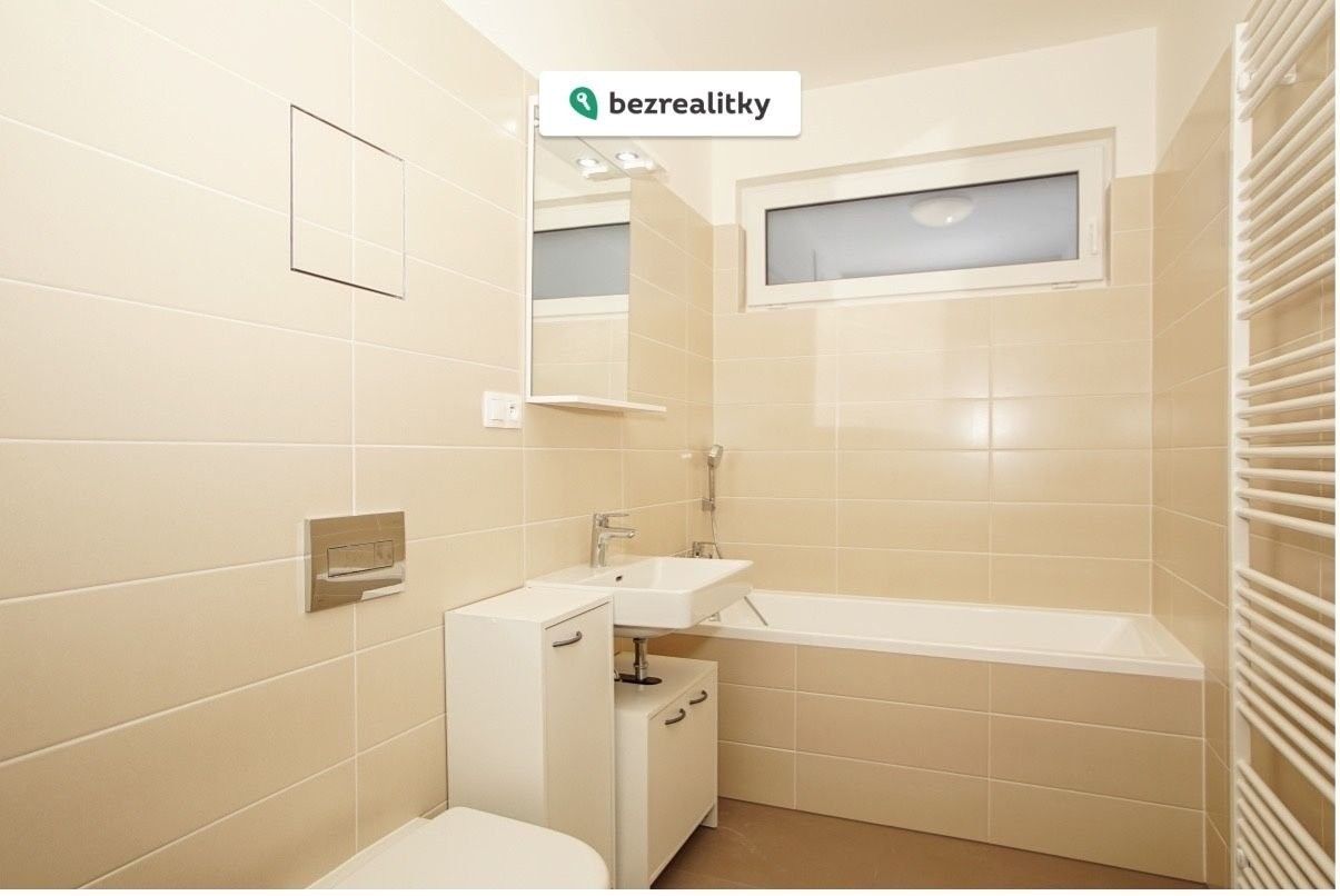 Prodej byt 2+kk - Saarinenova 1140, Praha Hloubětín, 60 m² - 5