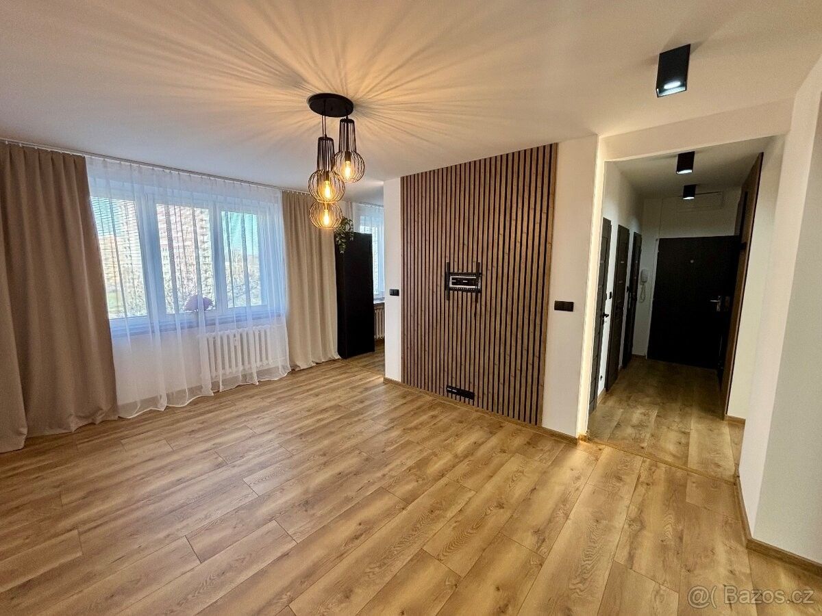 Prodej byt - Hlučín, 748 01