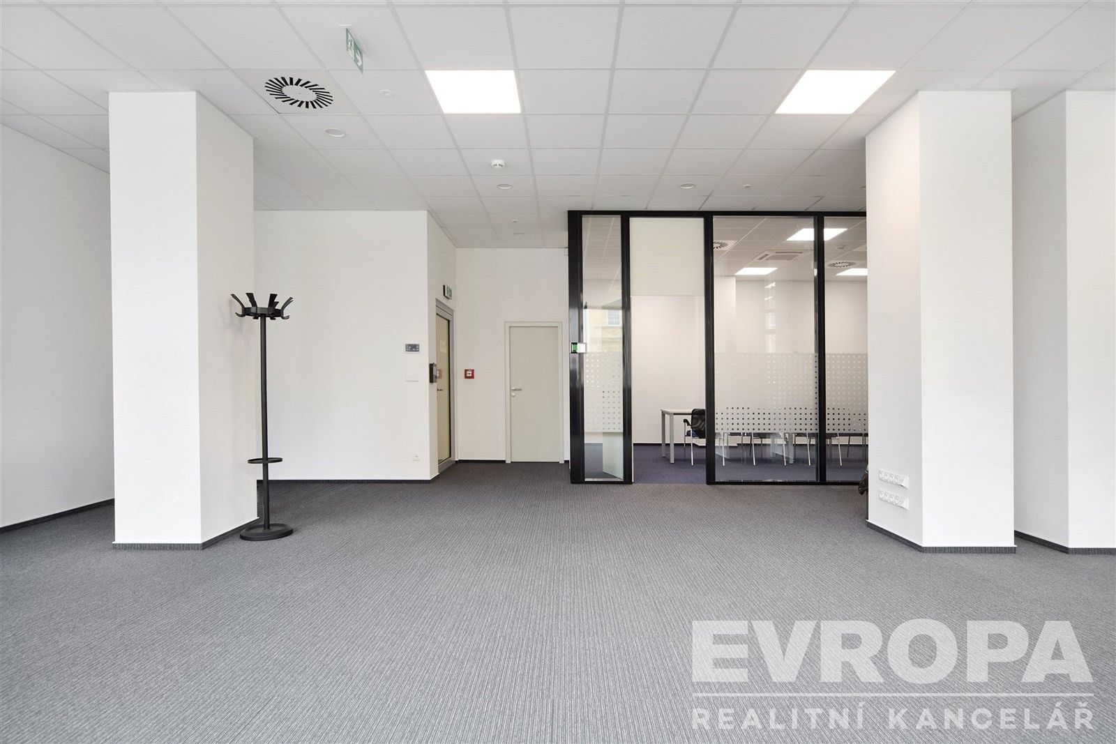 Pronájem kancelář - třída Míru 2800, Pardubice Zelené Předměstí, 272 m² - 5