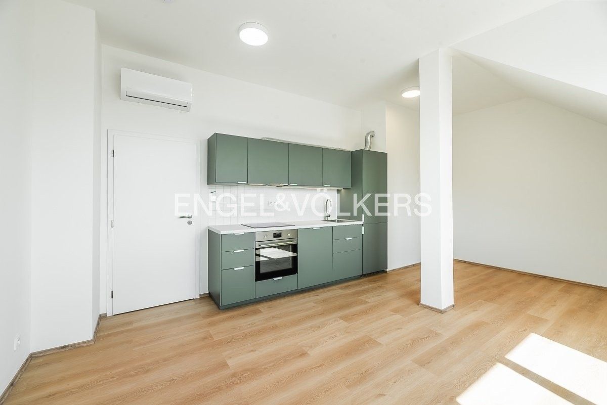 2+kk, Vosmíkových 832, Praha Libeň, 65 m² - 2