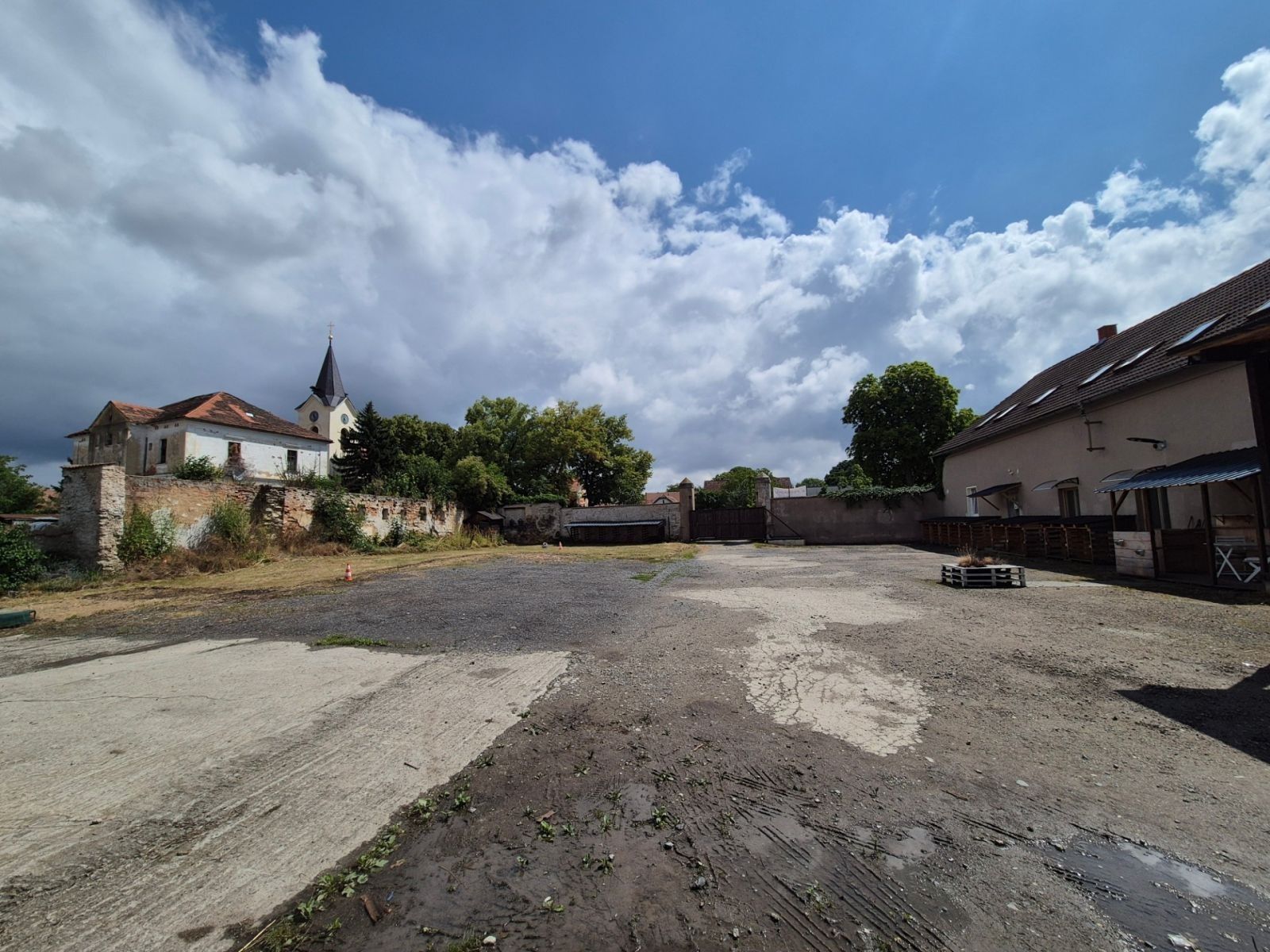 Pronájem rodinný dům - Náves sv. Petra a Pavla, Zlatníky-Hodkovice - Zlatníky u Prahy, Středočeský kraj, 510 m² - 5