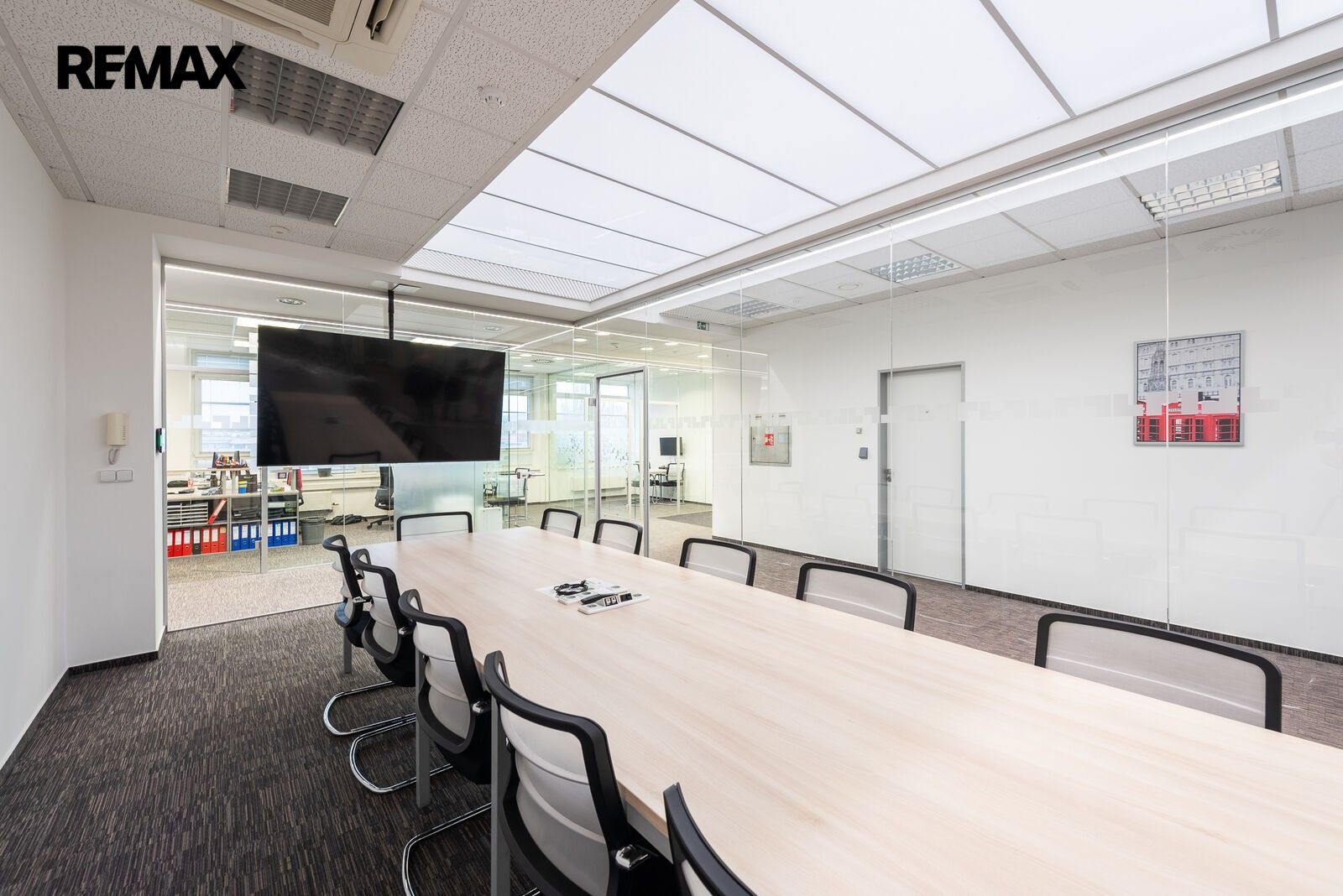 Pronájem kancelář - Kolbenova 931, Praha Vysočany, 2 800 m² - 5