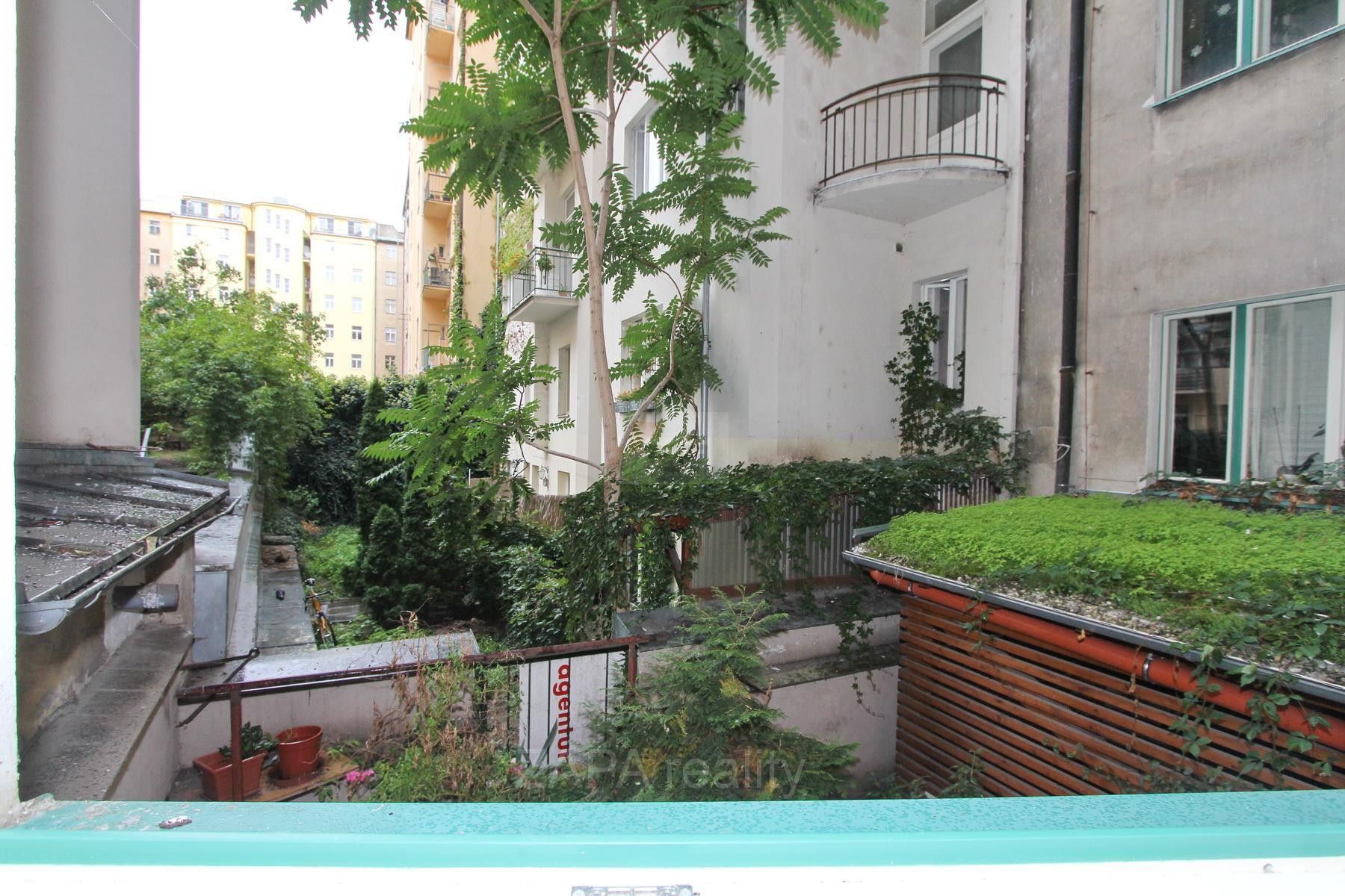 Byt 1+1 · 37 m² · U smaltovny, Praha - 4