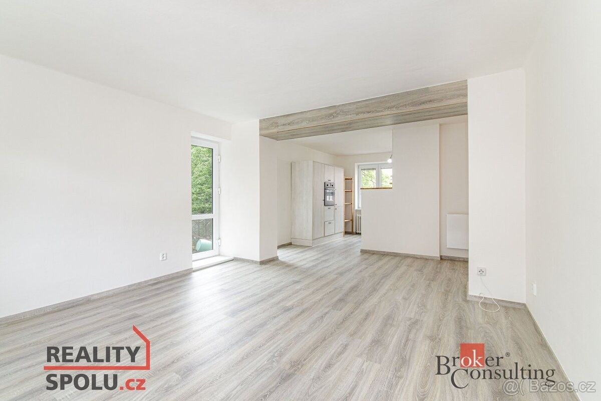 Byty, Ostrava, 700 30