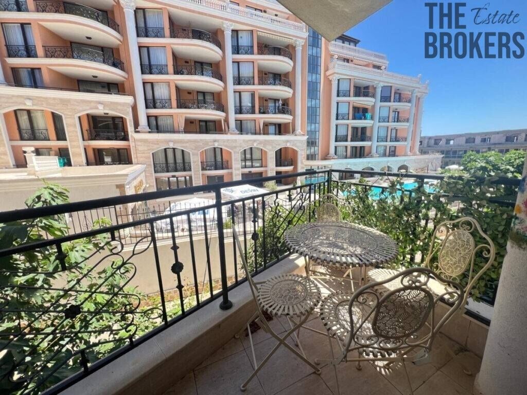 Byty, 987 66, Zahraničí