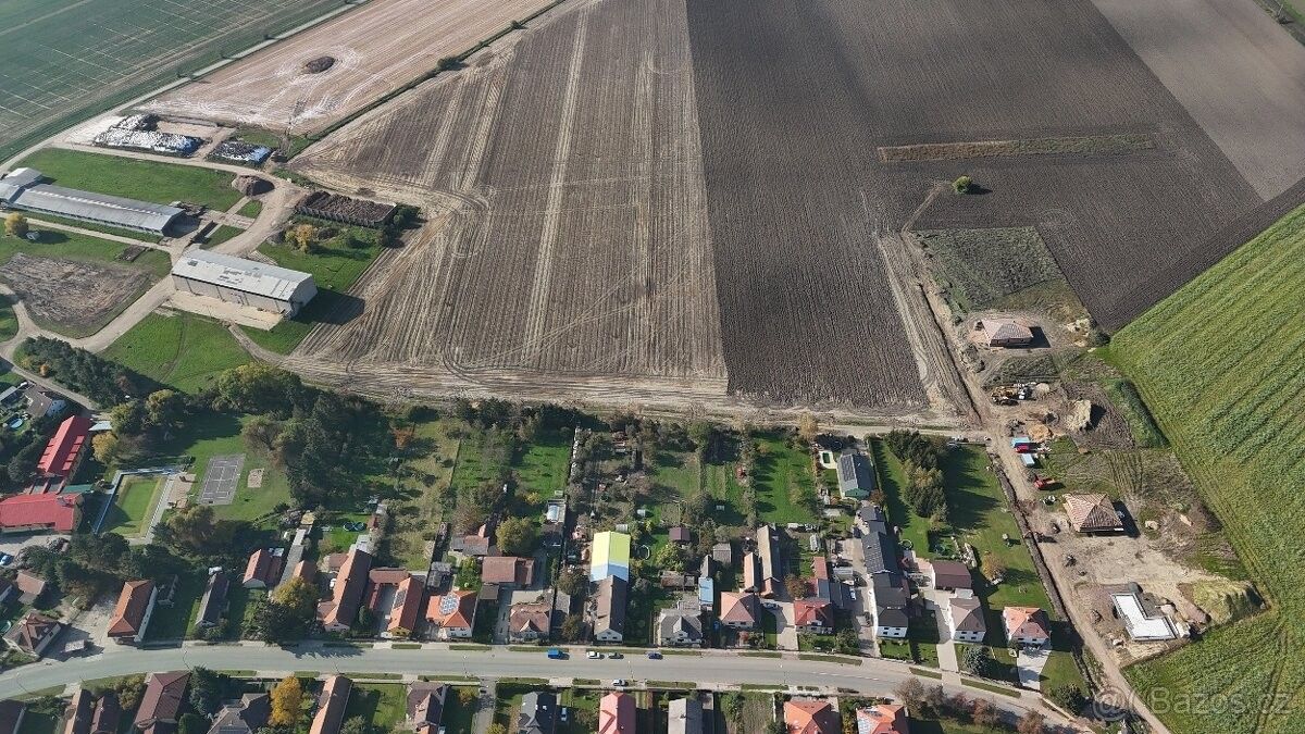 Prodej pozemek pro bydlení - Chlumec nad Cidlinou, 503 51