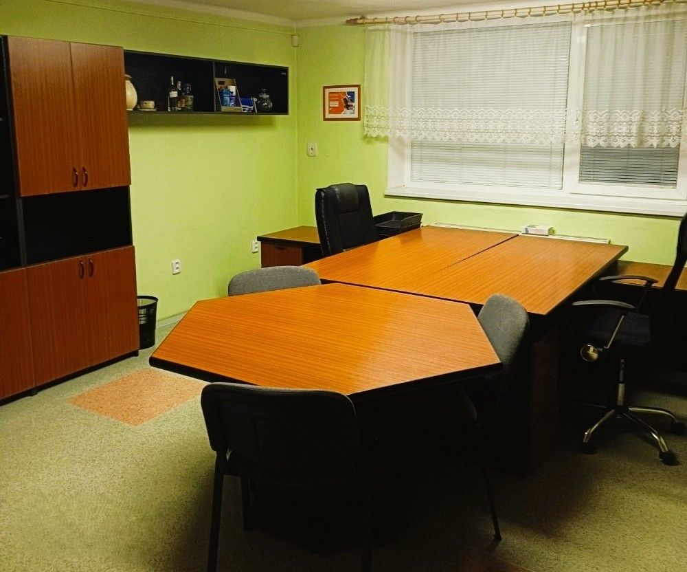 Kanceláře, Chornice, 569 42