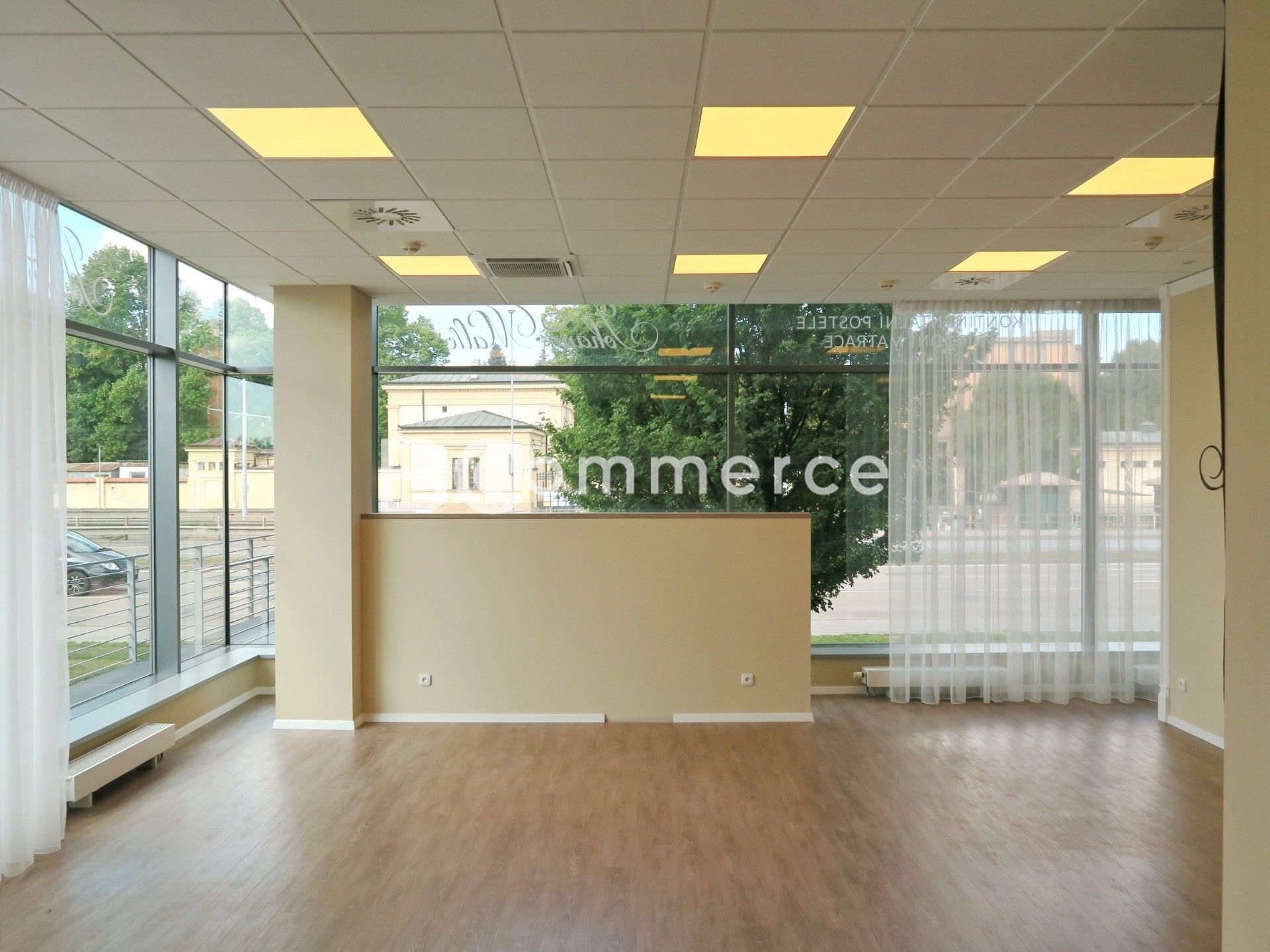 Obchodní prostory, Štýřice, Brno, 214 m² - 1