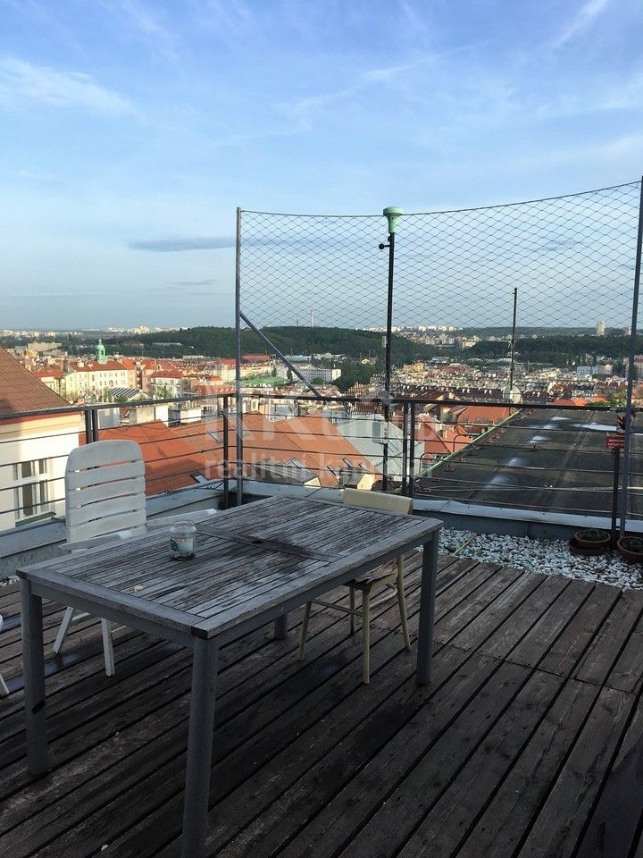 2+kk, Voroněžská, Praha, 62 m²