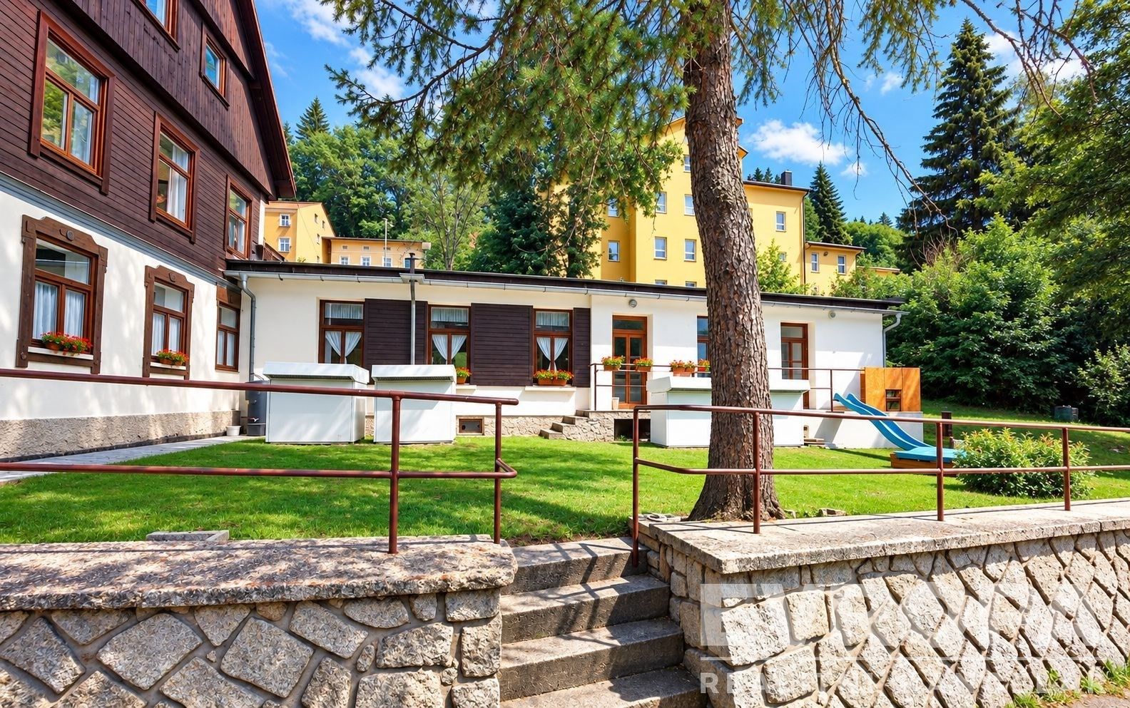Restaurace, Dolní promenáda 7, Janské Lázně, 156 m² - 1