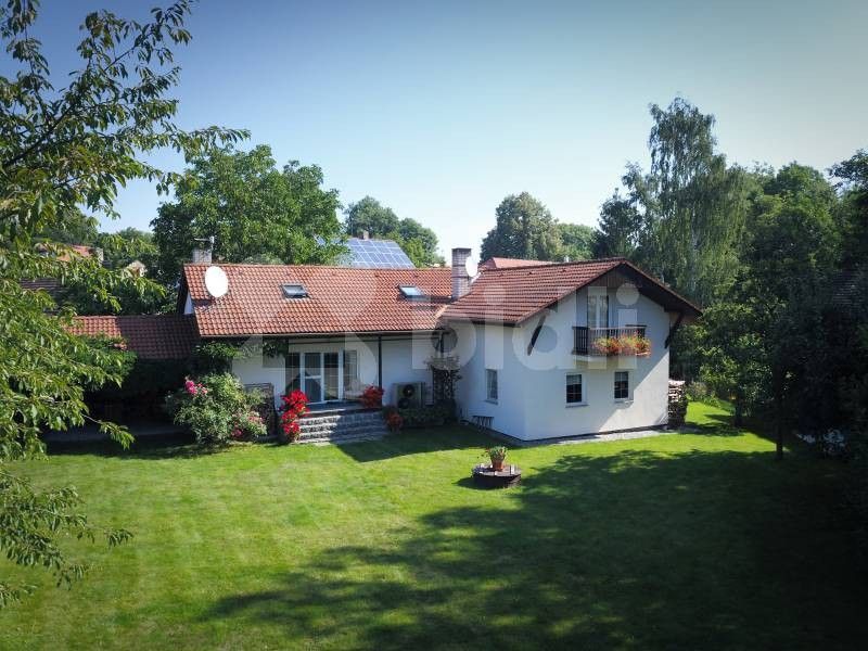 Prodej dům - Hostín, Kovářov, 193 m²