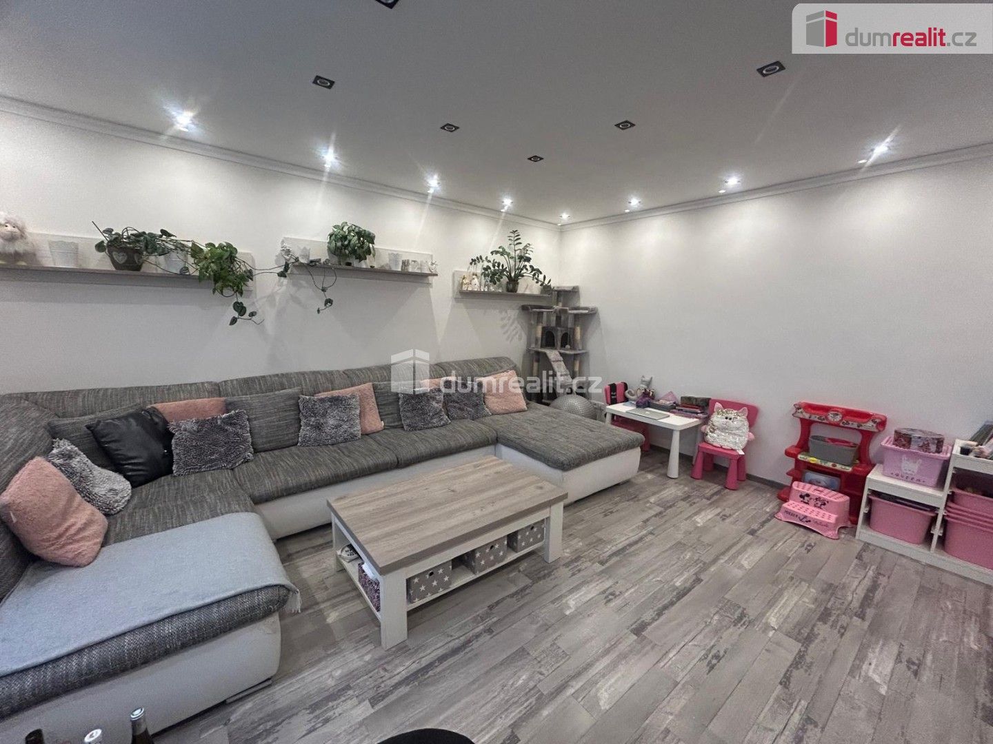 Prodej byt 3+1 - Polní, Katusice, 79 m²