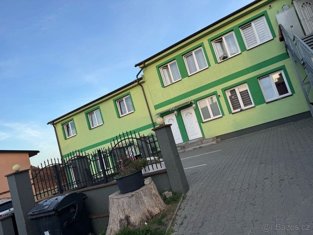 Byty, Mělník, 276 01