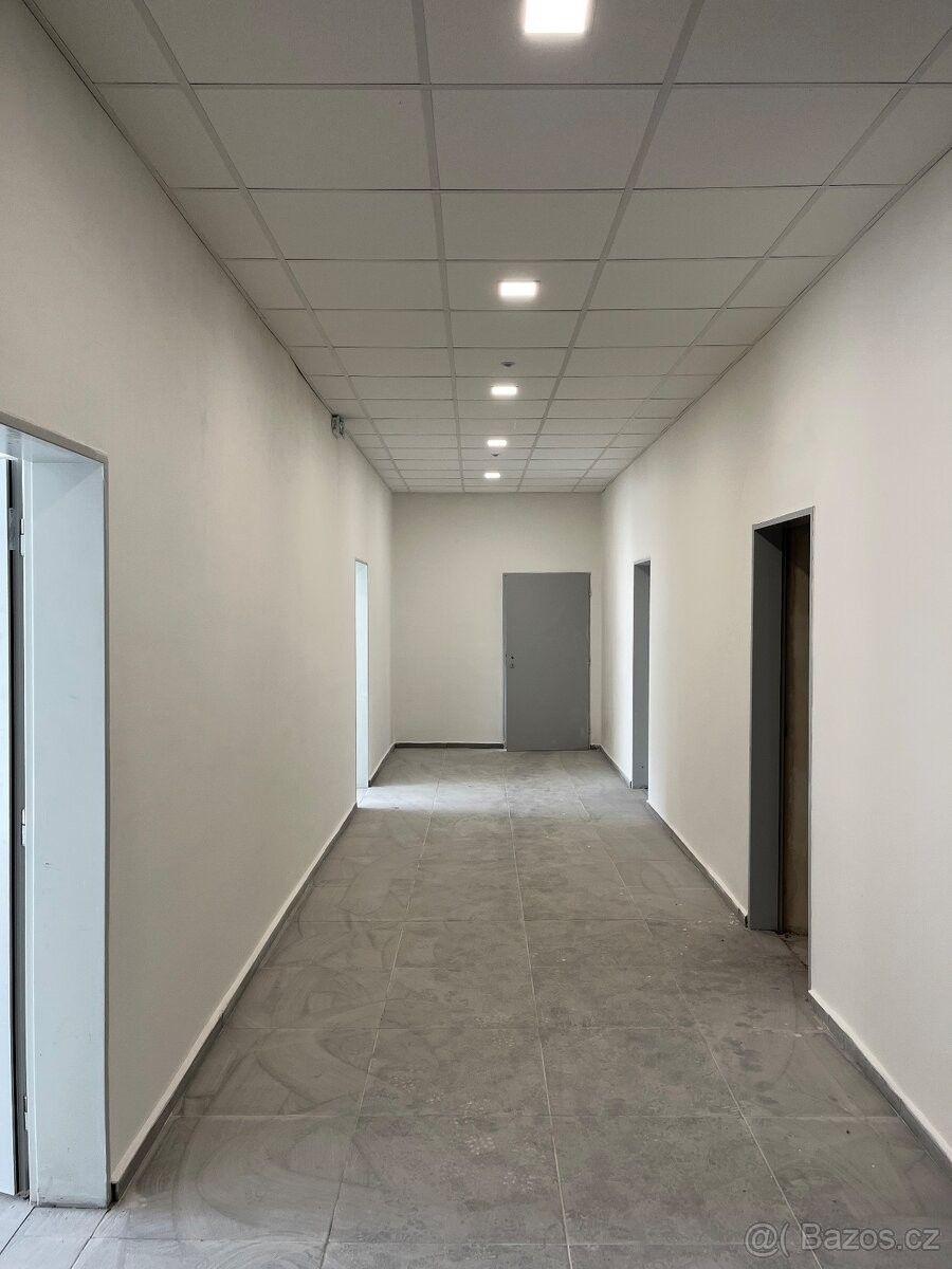 Pronájem kancelář - Louny, 440 01, 30 m²