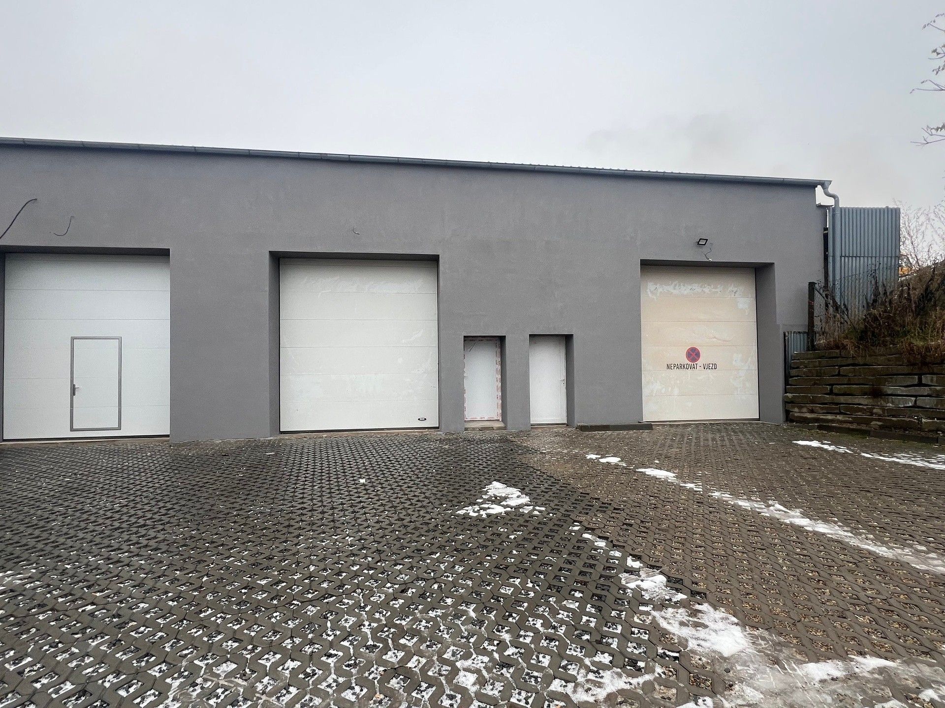 Pronájem sklad - U Cihelny, Sokolnice, 150 m²