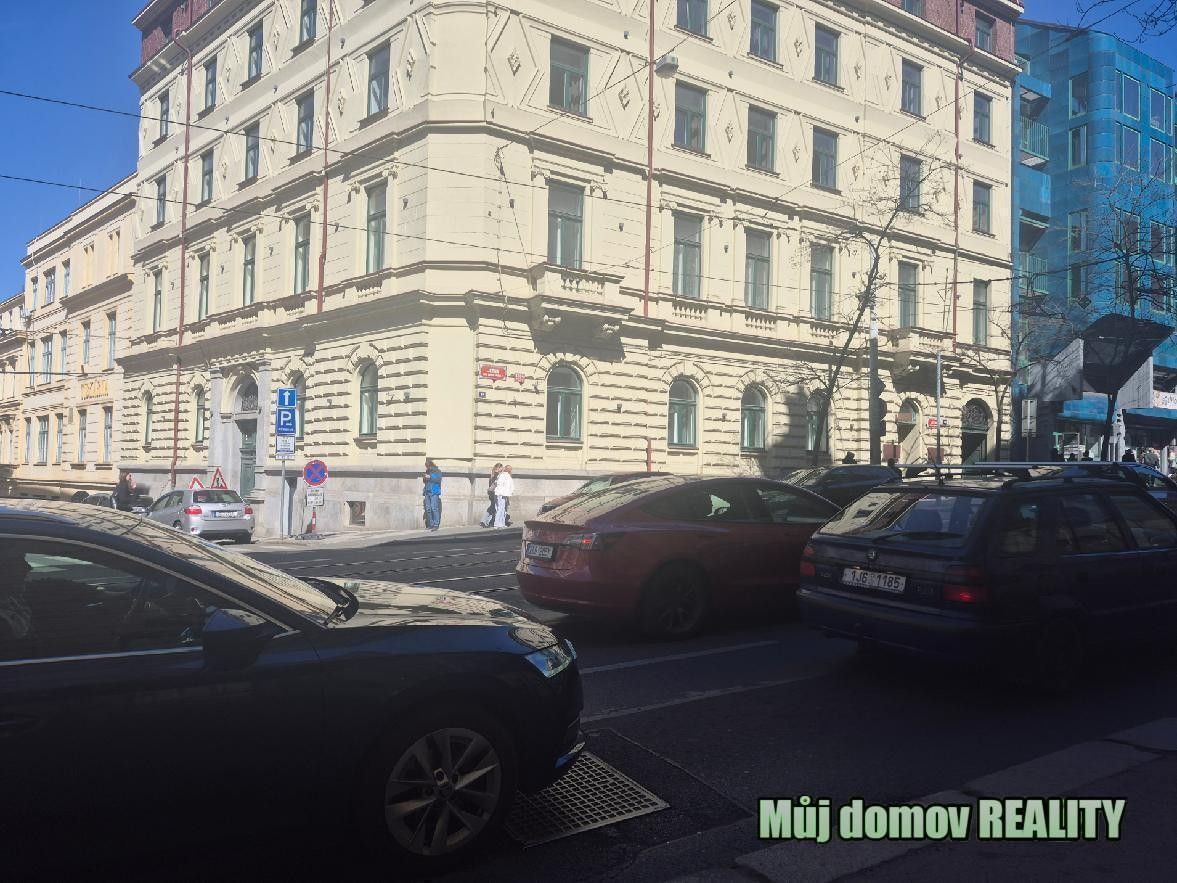 Restaurace, Ječná, Praha, 220 m² - 1