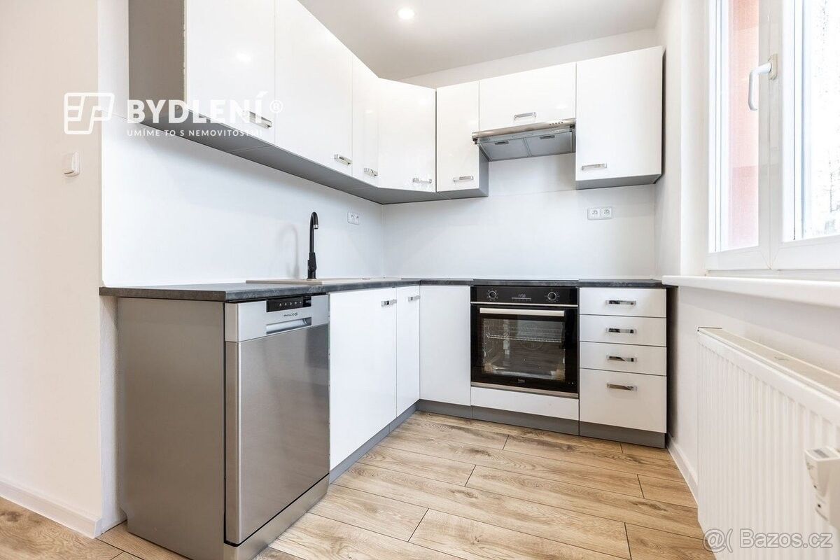 Byty, Chomutov, 430 04