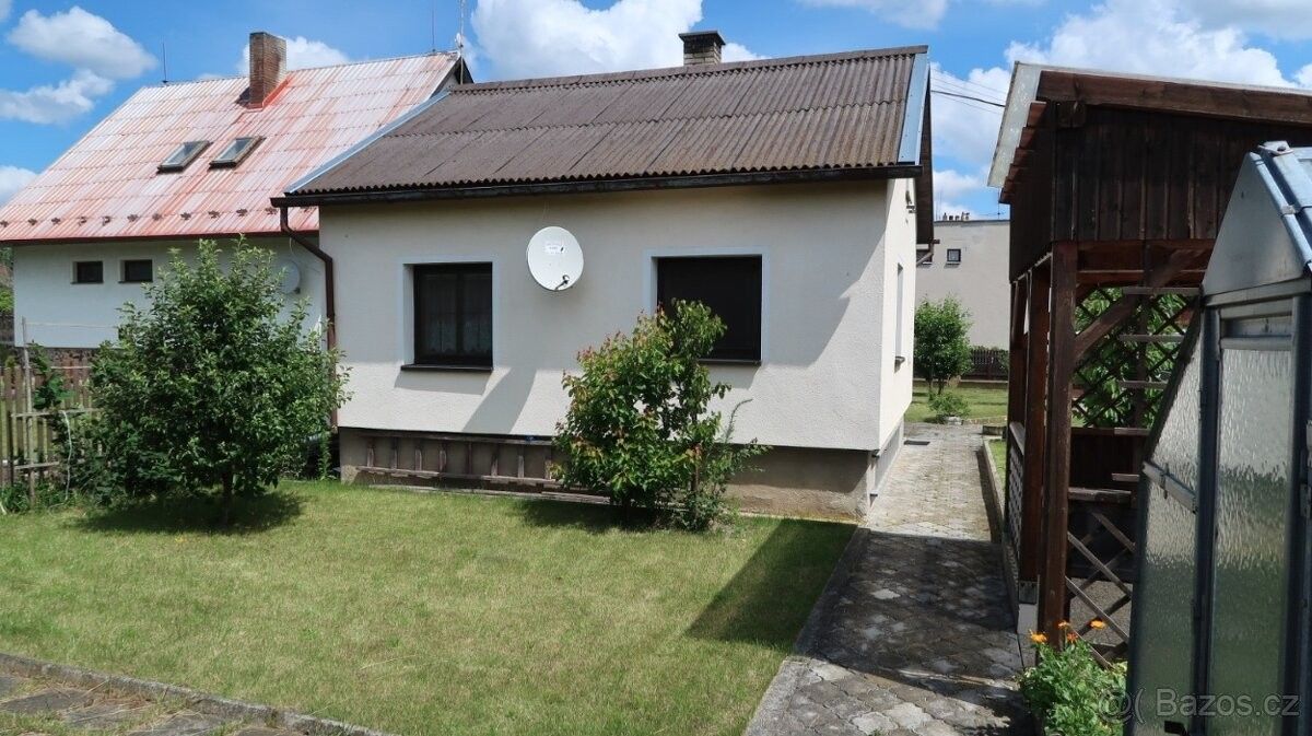 Chaty, Plzeň, 301 00