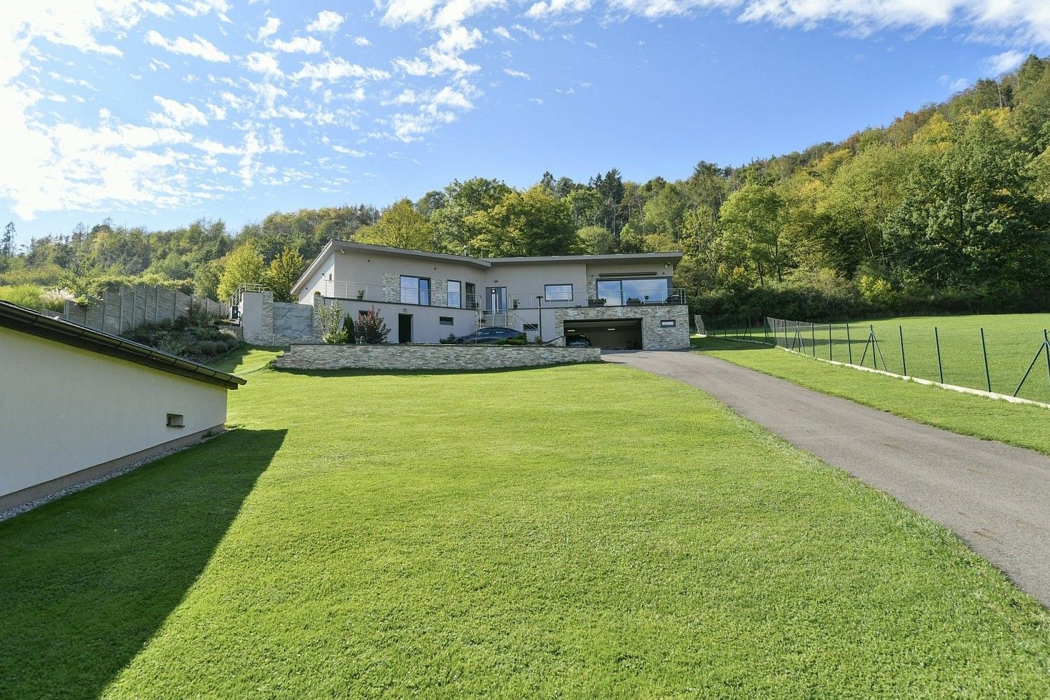 Rodinný dům · 190 m² · Solenice, okres Příbram - 3
