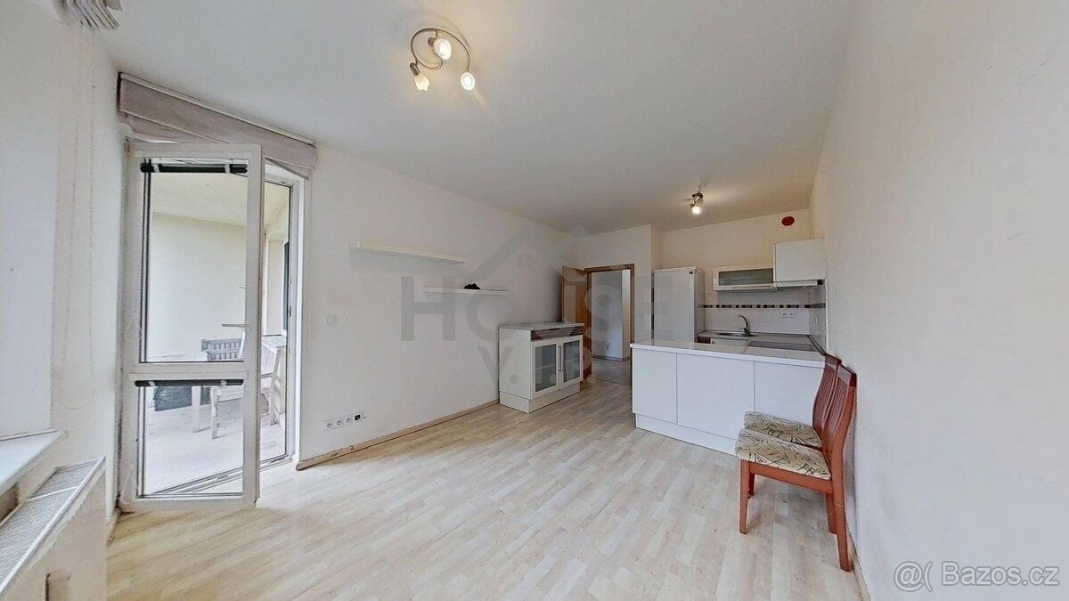 Prodej byt - Brázdim, 250 63