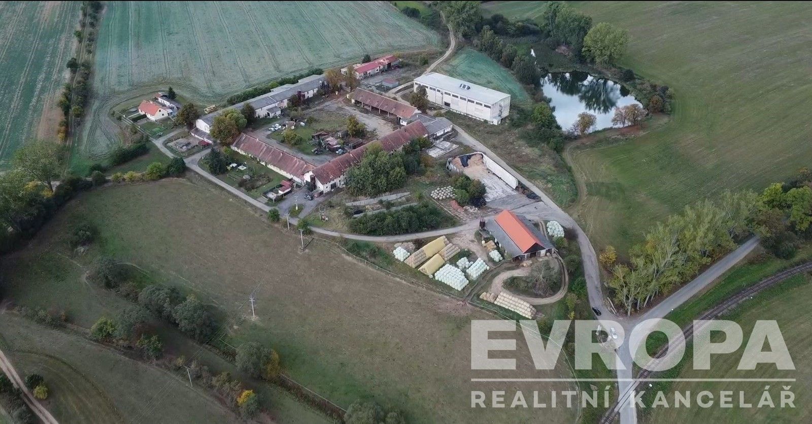 Sklady, Radkov, 8 900 m² - 1