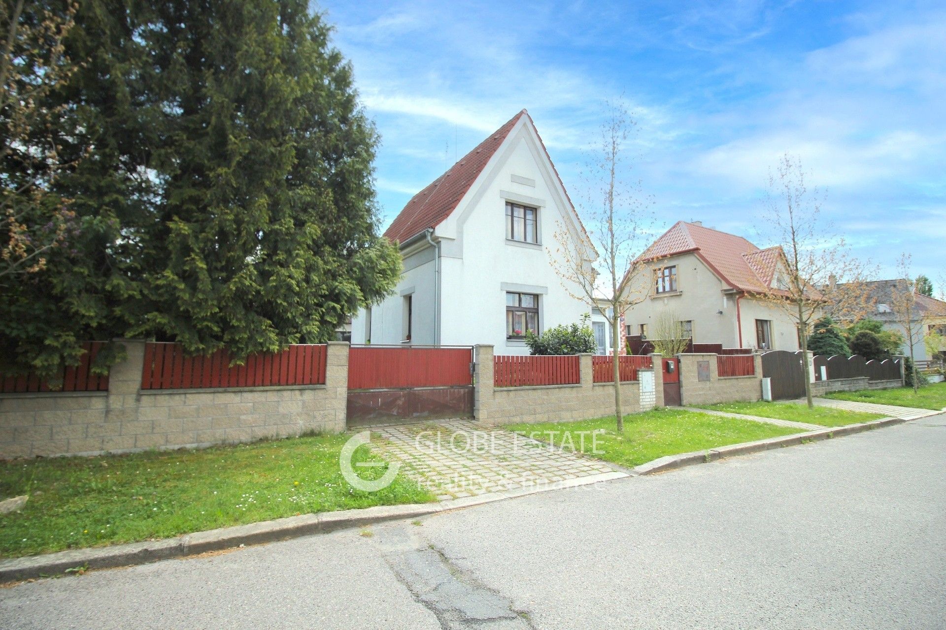 Rodinné domy, J. Zeyera, Čelákovice, 180 m²
