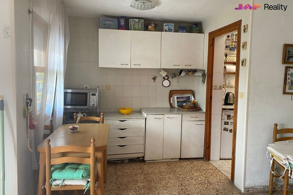 Rodinný dům · 987 66, Zahraničí - 4
