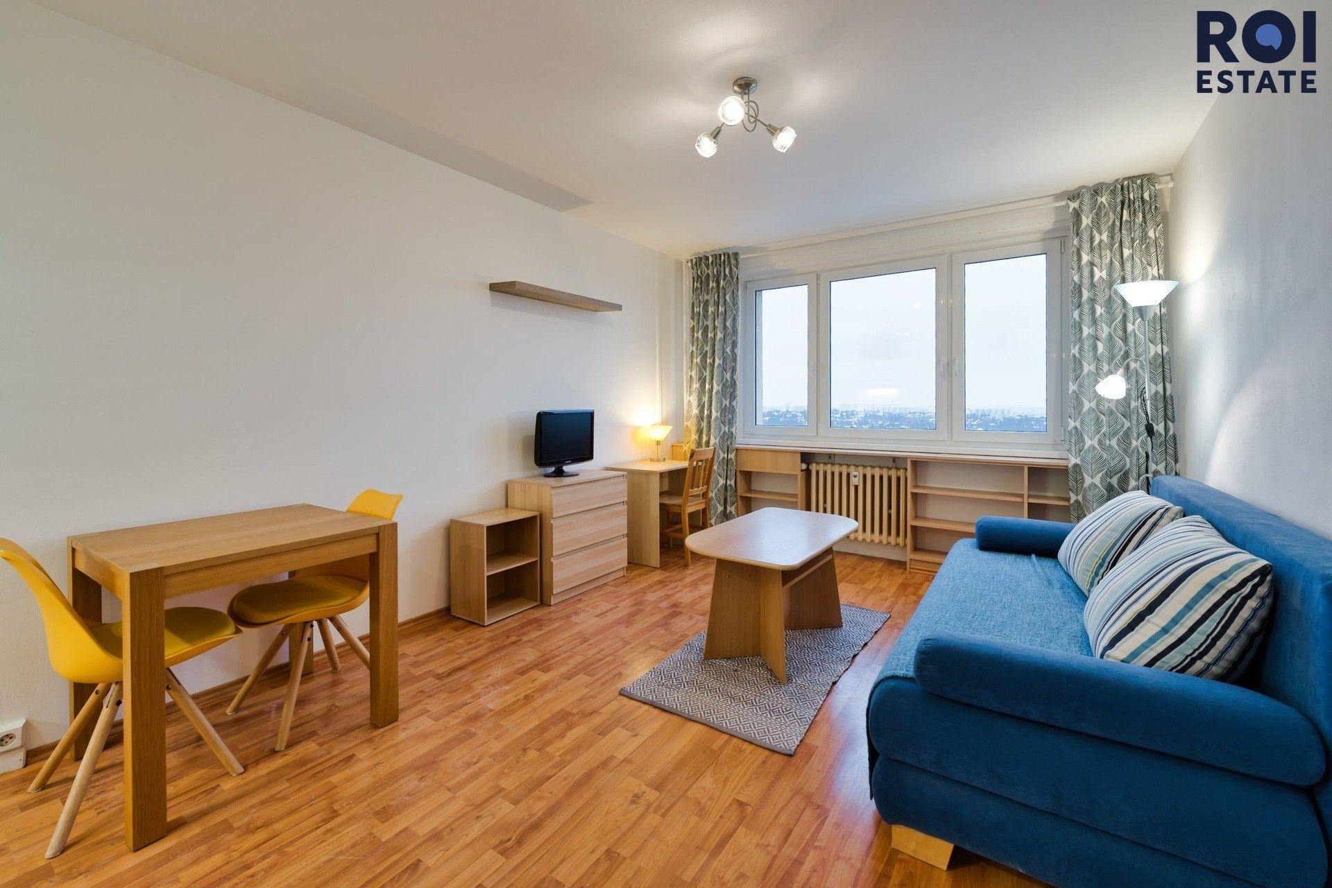 Pronájem byt 1+kk - Hlavatého, Praha, 27 m²