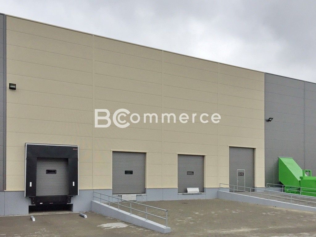 Pronájem sklad - Brno, 2 880 m²