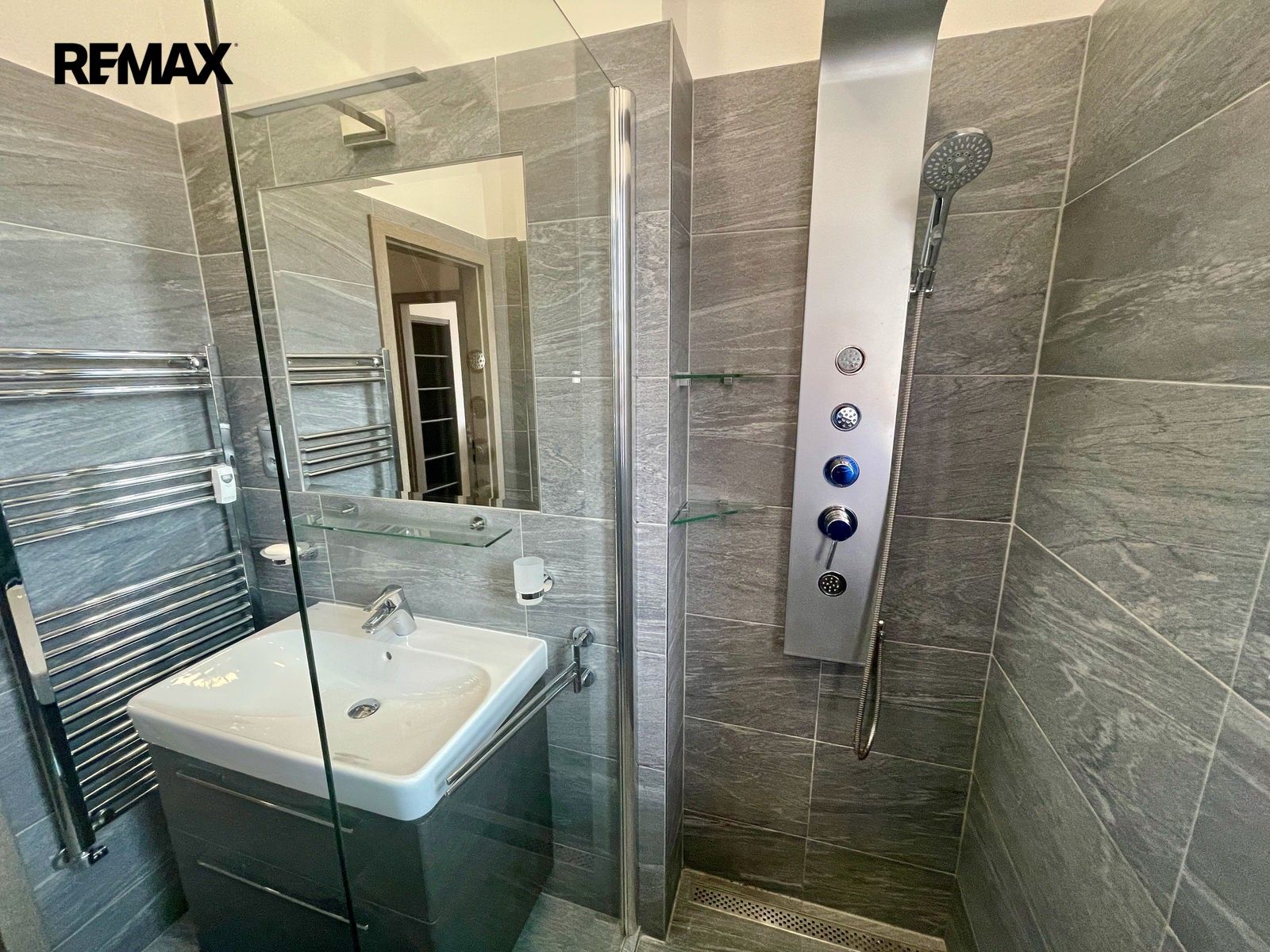 Byt 2+kk · 51 m² · Na Veselí 1342, Praha Nusle - 4