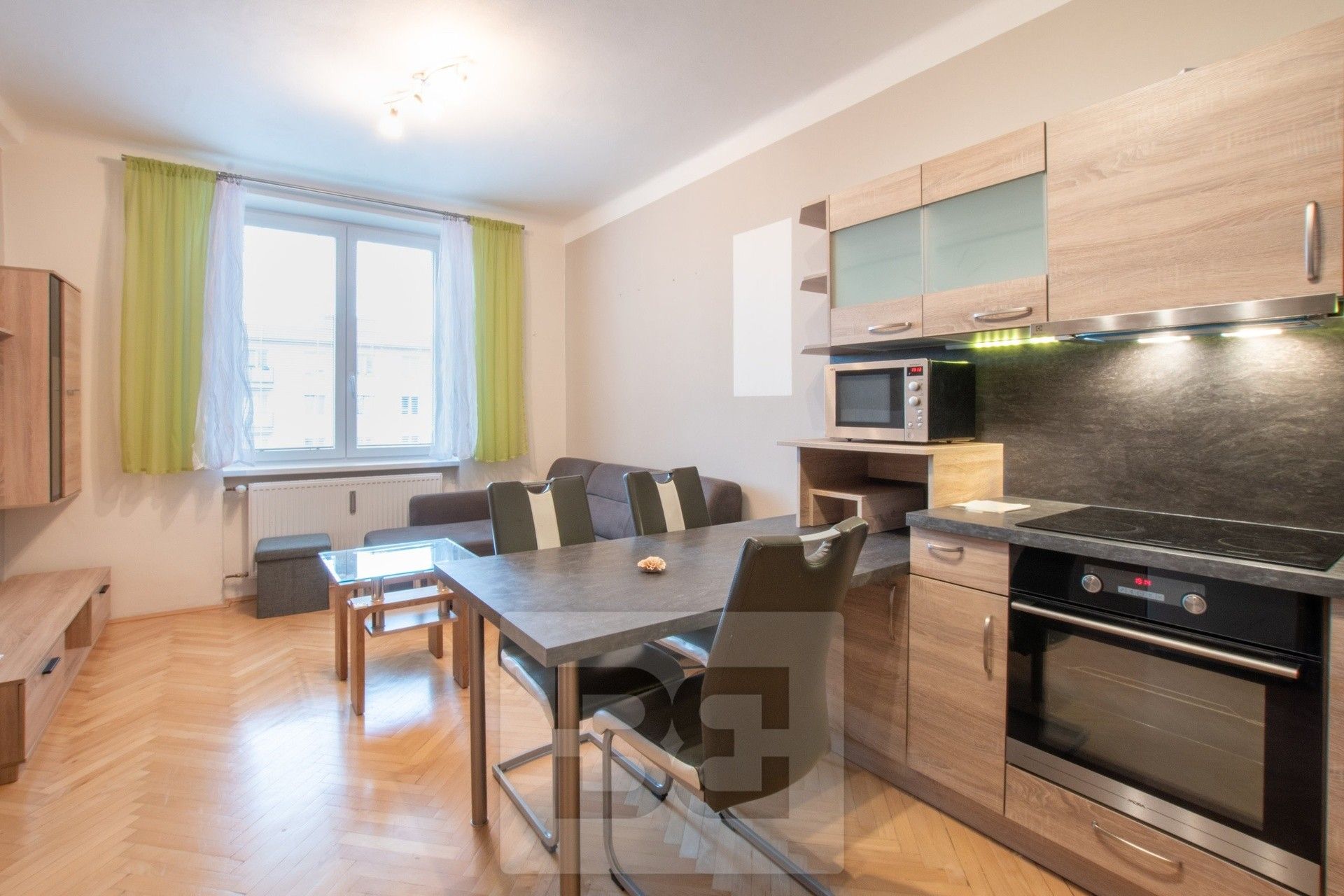 3+kk, Francouzská třída 1924, Plzeň Východní Předměstí, 52 m² - 2