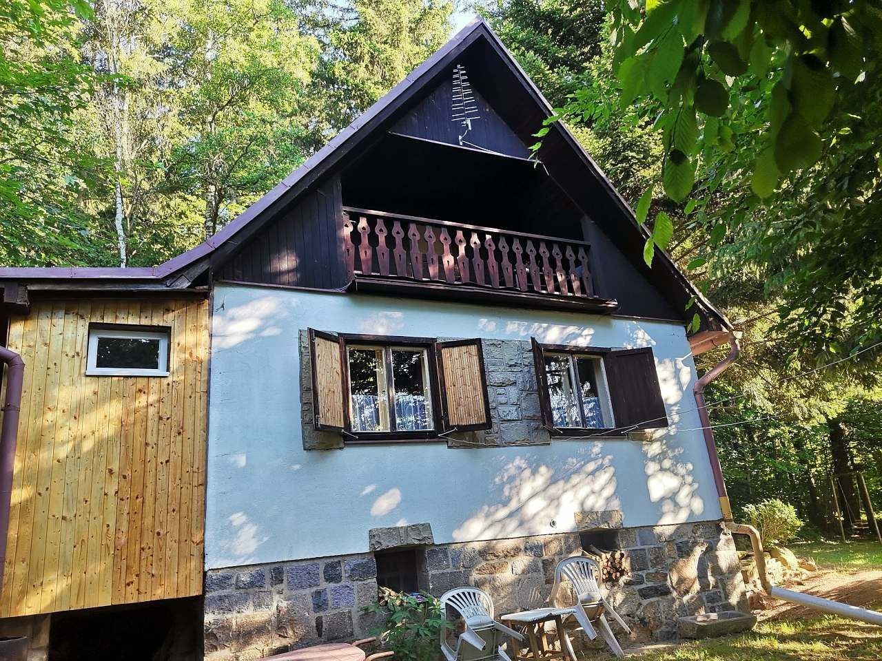 Chaty, Věž - Skála u Havlíčkova Brodu, Kraj Vysočina