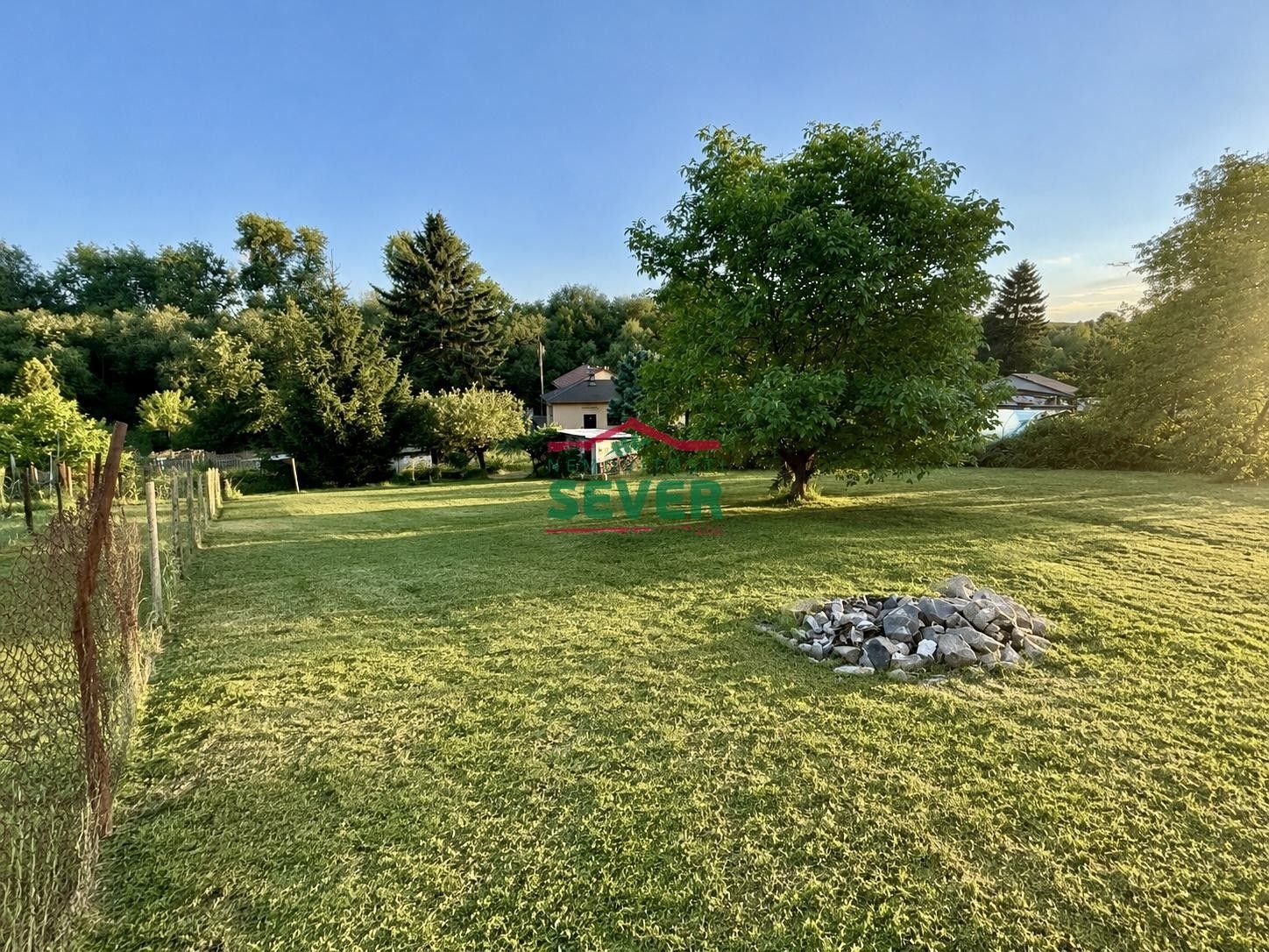Zahrady, Pod Školou, Braňany, 541 m² - 2