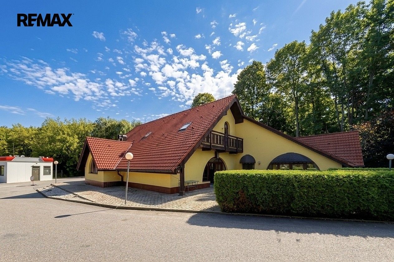 Ubytovací zařízení, Vimperk - Vimperk II, okres Prachatice, Jihočeský kraj, 450 m² - 1