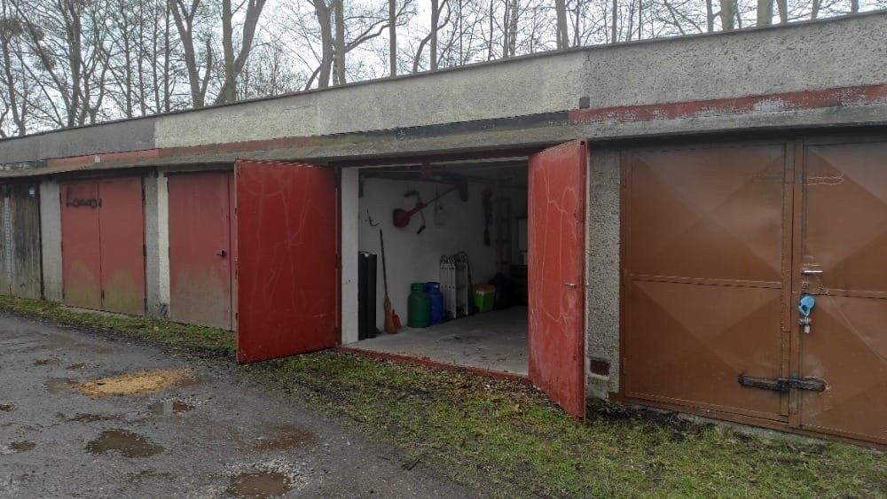 Prodej garáž - Havířov, 736 01