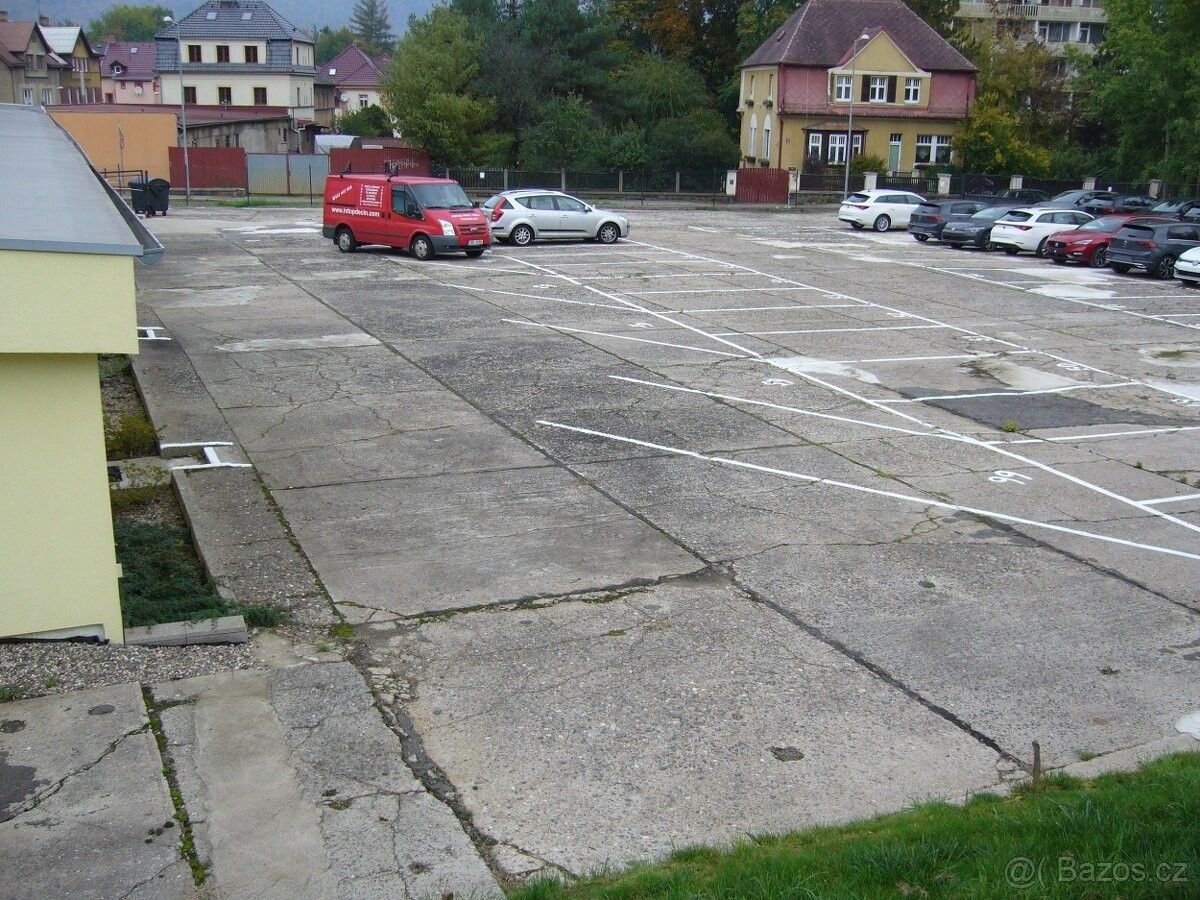 Garáže, Děčín, 405 02 - 2