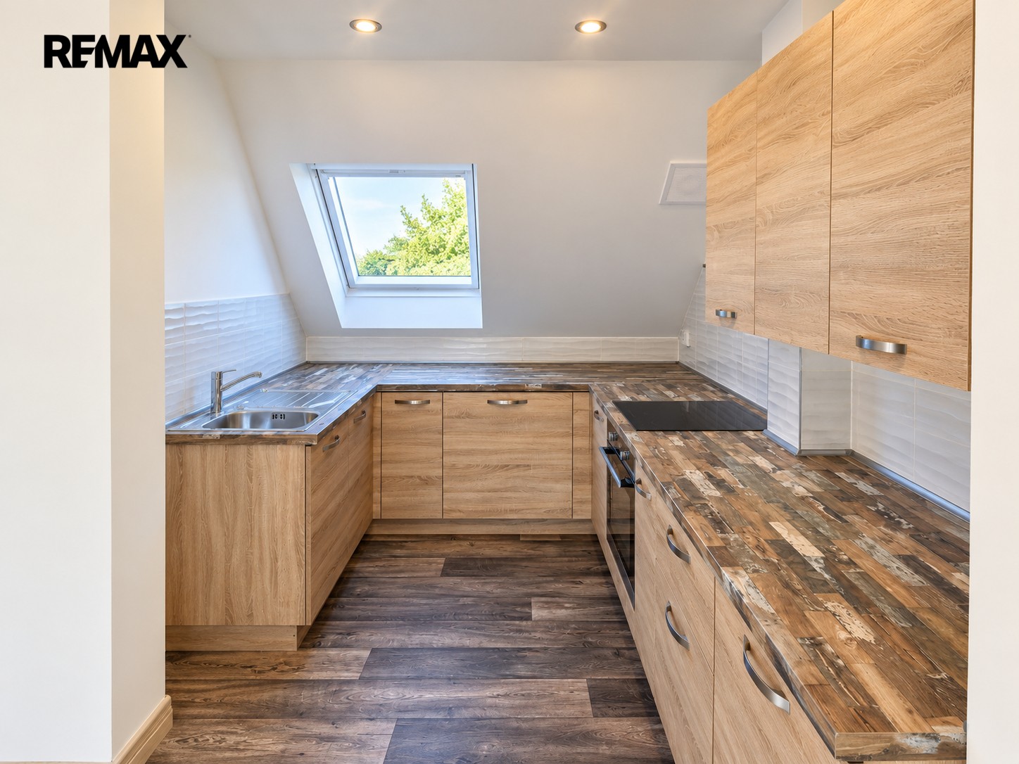 Byt 3+kk · 83 m² · Vančurova 266, Karlovy Vary Stará Role - 3