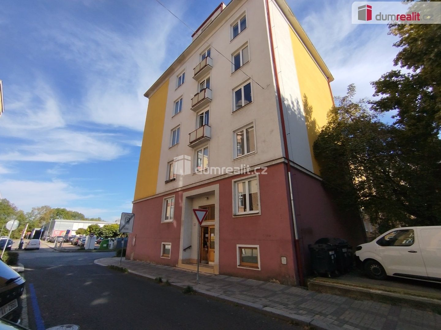 Byt 2+1 · 57 m² · K. Čapka, Karlovy Vary - 2