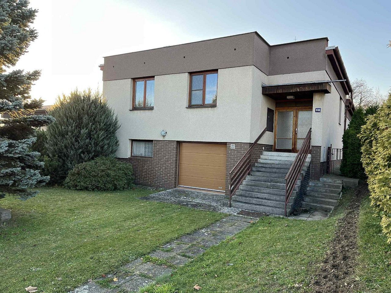 Rodinné domy, Plumlov, okres Prostějov, 175 m² - 1