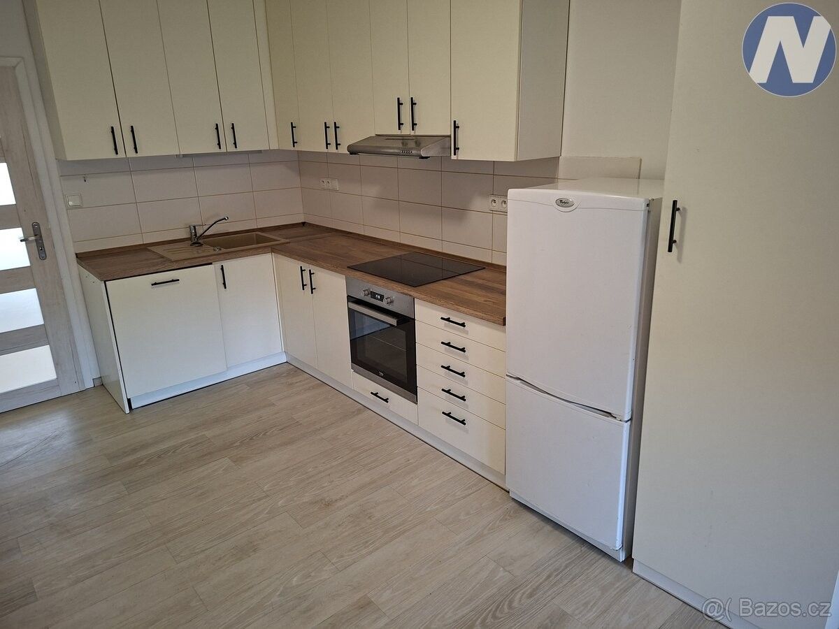 Pronájem byt - Husinec, 384 21