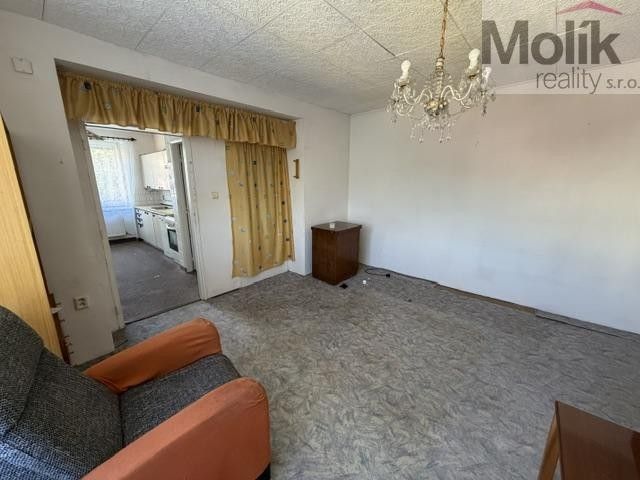 Byt 2+1 · 56 m² · U Zámeckého parku, Litvínov - 4
